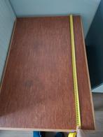 Leuke kindertafel, Ophalen of Verzenden, Gebruikt, Bruin, Materiaal