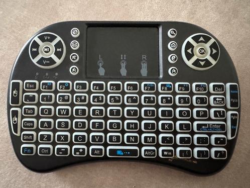 Draadloze mini toetsenbord met muispad + verwisselbare accu, Computers en Software, Toetsenborden, Zo goed als nieuw, Qwerty, Draadloos
