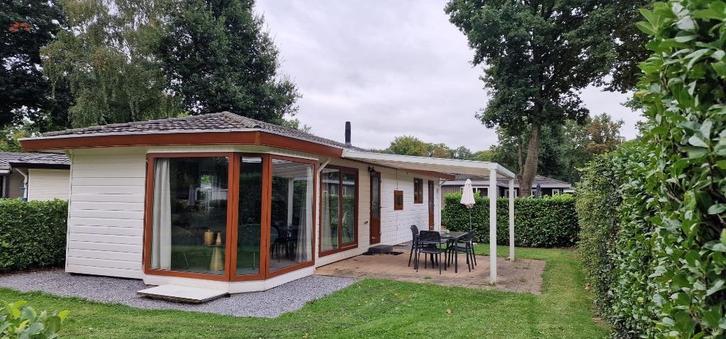 EuroParcs Limburg recreatiewoning EIGEN GROND aan water koop, Caravans en Kamperen, Stacaravans, tot en met 4, Ophalen
