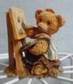 Beeldje van beer met schildersezel, Verzamelen, Beren en Cherished Teddies, Ophalen of Verzenden, Gebruikt, Beeldje, Overige merken