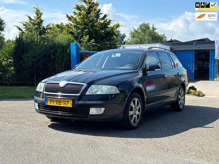 Skoda Octavia Combi 1.6 FSI Ambiente | Airco + Cruise contro, Auto's, Skoda, Bedrijf, Te koop, Octavia, ABS, Airbags, Airconditioning