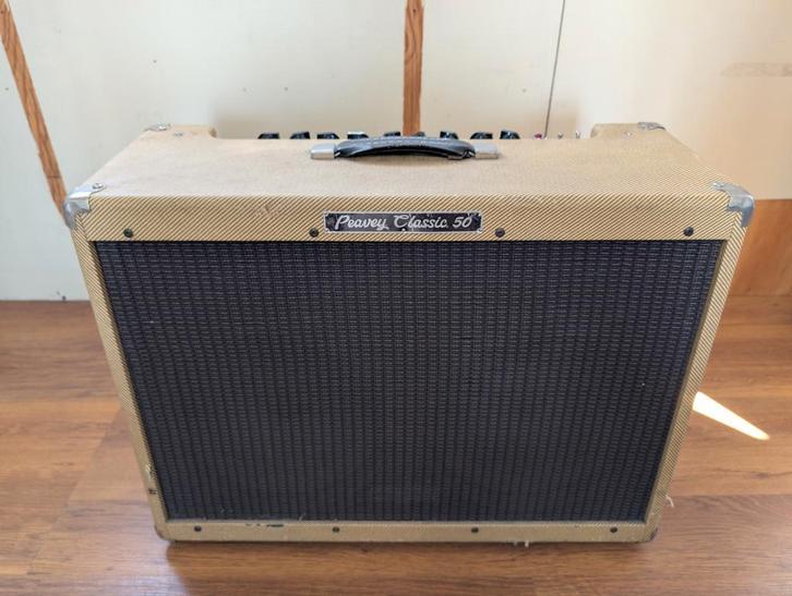 Peavey Classic 50 212 buizenversterker, Muziek en Instrumenten, Versterkers | Bas en Gitaar, Gebruikt, Gitaar, 50 tot 100 watt