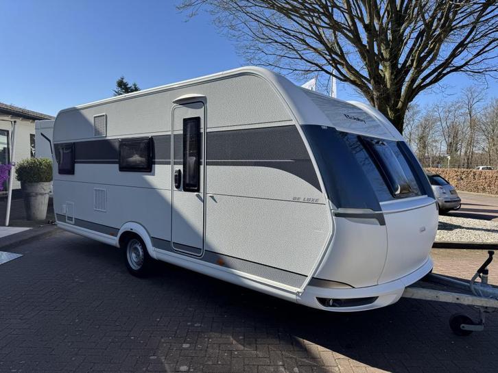Hobby De Luxe 545 KMF, Caravans en Kamperen, Caravans, Bedrijf, tot en met 6, Rondzit, Hobby, Dwarsbed, Overige typen, 6 tot 7 meter