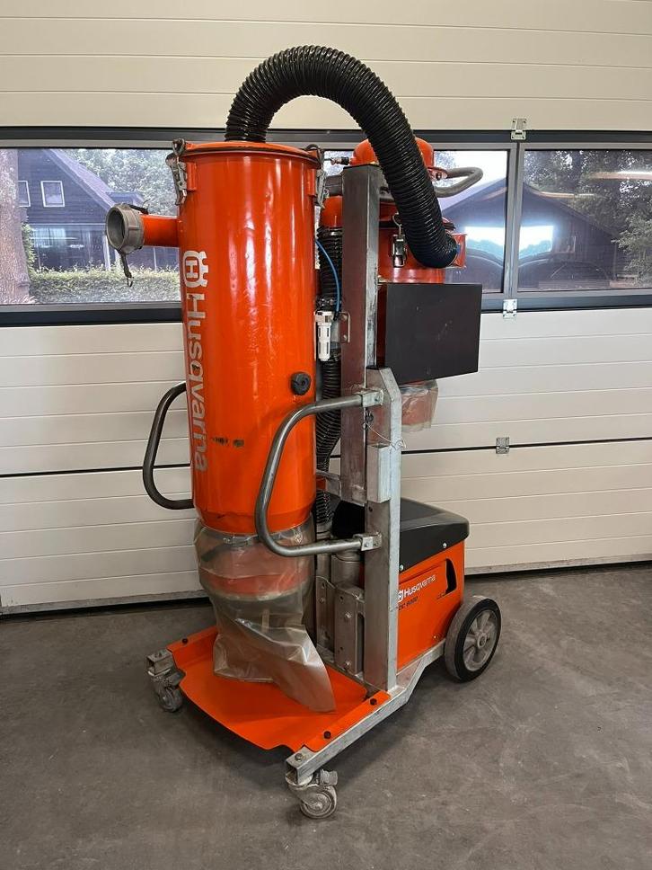 Husqvarna DC6000 stofzuiger/afzuiger/stofafzuiger, Doe-het-zelf en Verbouw, Reinigingsmachines, Zo goed als nieuw, Overige typen