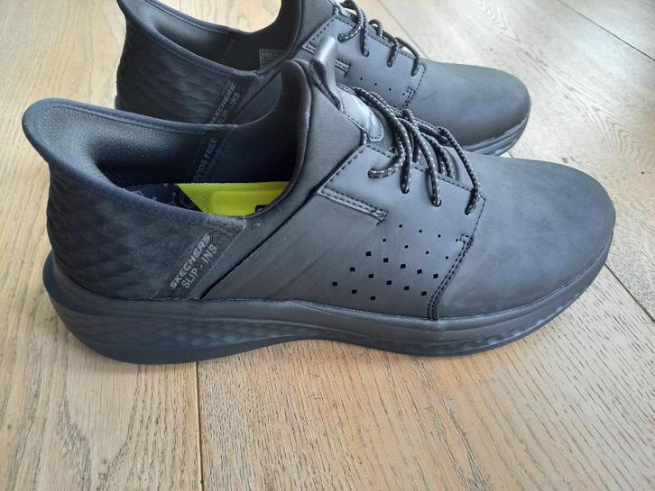 Skechers Sneakers zwart 44 - zo goed al nieuw, Kleding | Heren, Schoenen, Zo goed als nieuw, Sneakers of Gympen, Zwart, Ophalen of Verzenden