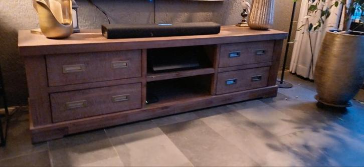 TV Meubel van Accaciahout, Huis en Inrichting, Kasten | Televisiemeubels, Zo goed als nieuw, Minder dan 100 cm, 150 tot 200 cm