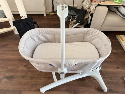 Chicco BABY HUG 4 in 1 Wieg in de kleur Glacial, Kinderen en Baby's, Babywiegjes en Ledikanten, Zo goed als nieuw, Wieg, Ophalen