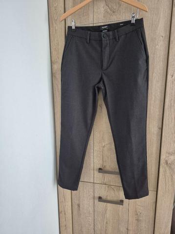 Slimfit pantalon Pull & Bear M beschikbaar voor biedingen
