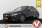 Mercedes-Benz A-klasse 160 Business Solution | Panoramadak |, Voorwielaandrijving, Gebruikt, Leder en Stof, Zwart