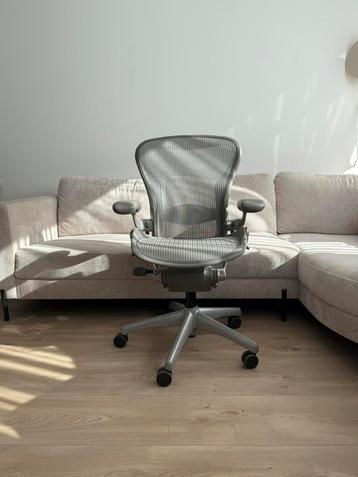 Herman Miller Aeron Graphite bureaustoel beschikbaar voor biedingen