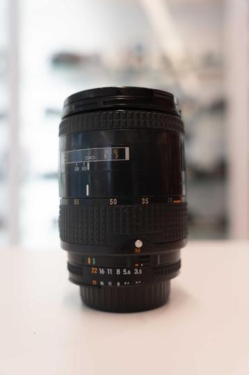 EF 28-135mm 3,5-5,6m IS beschikbaar voor biedingen