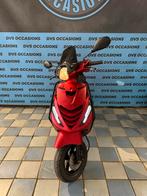Piaggio Zip Brom 2017! SP ALPHA ROOD BEUGELS OPTIE'S!, Fietsen en Brommers, Scooters | Piaggio, Ophalen, Zo goed als nieuw, Benzine