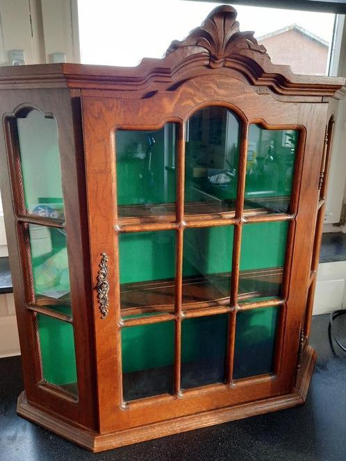 Eiken bordenkastje / hangkastje, Huis en Inrichting, Woonaccessoires | Wandplanken en Boekenplanken, Gebruikt, Ophalen