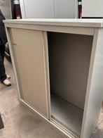 Metalen kast met schuifdeuren, Ophalen, Gebruikt, 100 tot 150 cm, Meerdere deuren