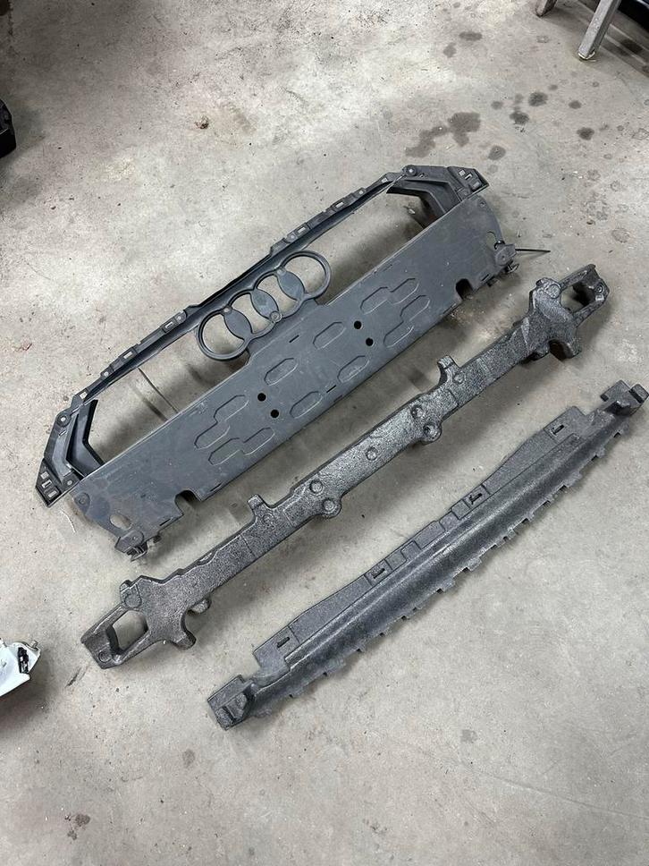 Audi RS3 8V Voorbumper Onderdelen, Auto-onderdelen, Carrosserie en Plaatwerk, Bumper, Audi, Voor, Gebruikt, Ophalen of Verzenden