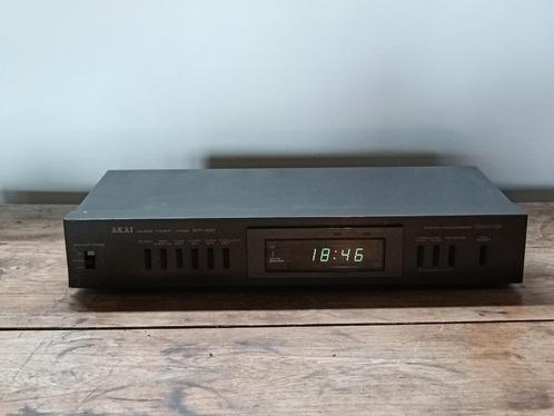 Akai Audio Timer DT-100 (perfect werkend, schoongemaakt)., Audio, Tv en Foto, Versterkers en Receivers, Zo goed als nieuw, Stereo