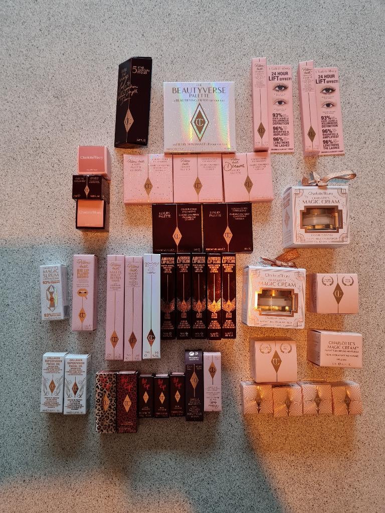 Charlotte Tilbury voor meer dan 50% van de originele prijs!, Sieraden, Tassen en Uiterlijk, Uiterlijk | Cosmetica en Make-up, Ophalen of Verzenden