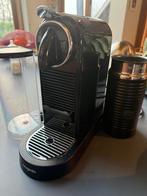 Nespresso apparaat met melkopschuimer, Witgoed en Apparatuur, Koffiezetapparaten, Ophalen, Gebruikt, Koffiemachine, 1 kopje