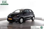 Toyota Aygo 1.0 VVT-i x-now geen import|airco|5drs, Auto's, Voorwielaandrijving, 12 maanden, Stof, Gebruikt