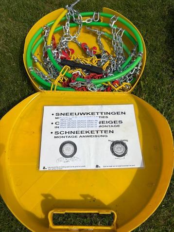 sneeuwketting - universeel zgan beschikbaar voor biedingen