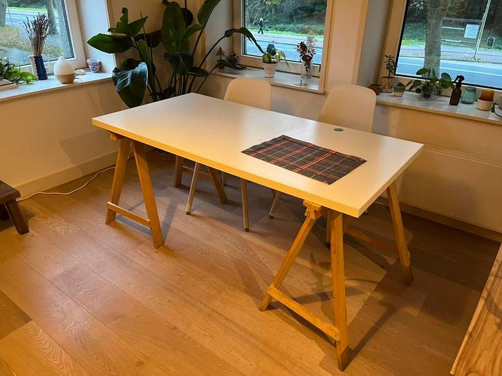 Ikea table top 160 x 80 with trestle legs, Huis en Inrichting, Tafels | Eettafels, Zo goed als nieuw, 50 tot 100 cm, 150 tot 200 cm