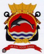 GEZOCHT  Wapenschild Hr Ms Dolfijn, Verzamelen, Militaria | Algemeen, Ophalen of Verzenden, Marine, Nederland, Embleem of Badge
