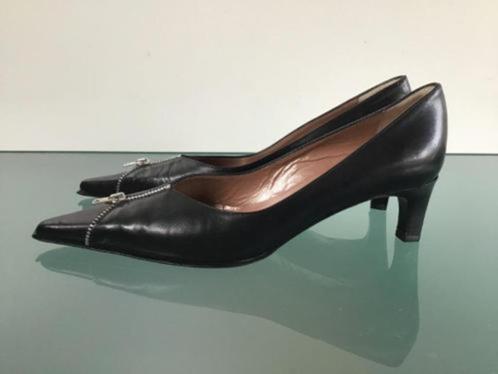GRATIS VERZENDEN | NIEUWE kekke zwarte hakken 37.5, Kleding | Dames, Schoenen, Nieuw, Pumps, Zwart, Verzenden