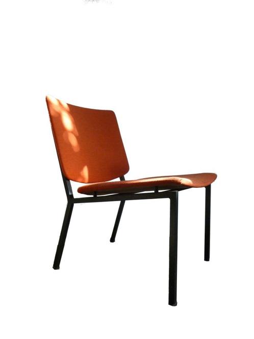 Schitterende vintage Kembo Gerrit Veenendaal design fauteuil, Huis en Inrichting, Fauteuils, Gebruikt, Metaal, Stof, 50 tot 75 cm