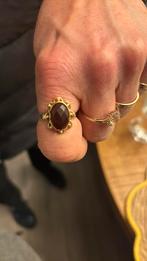 Goudem ring met granaat steen, Sieraden, Tassen en Uiterlijk, Ringen, Ophalen of Verzenden, Zo goed als nieuw, Goud, Dame