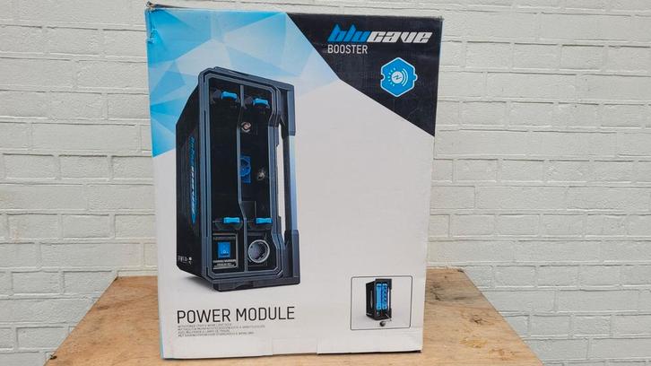 Blucave power module (dockingstation) booster, Doe-het-zelf en Verbouw, IJzerwaren en Bevestigingsmiddelen, Nieuw, Schroeven, Ophalen