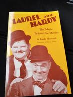 Laurel en Hardy boek, Verzamelen, Overige Verzamelen, Ophalen of Verzenden, Zo goed als nieuw
