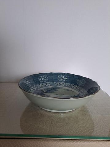  Prachtige schaal van Sadek beschikbaar voor biedingen