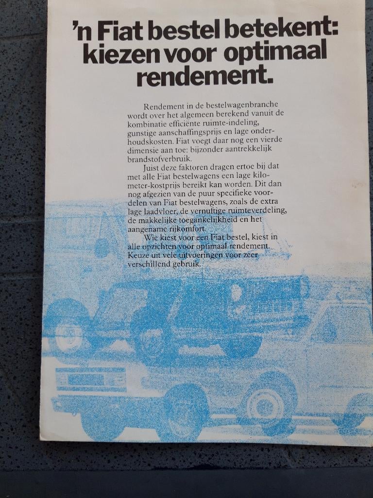 folder Fiat bestelwagen serie 127 Fiorino - 242- 238 - 900 T, Ophalen of Verzenden, Zo goed als nieuw, Overige merken, Fiat