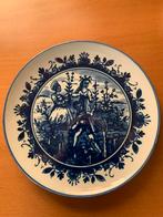 Delfts Blauw Bord - De Kruidenpluksters, Antiek en Kunst, Ophalen of Verzenden