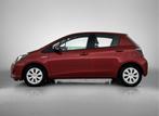 Toyota Yaris 1.5 Full Hybrid Comfort (bj 2014, automaat), Gebruikt, Zwart, 4 cilinders, Bedrijf