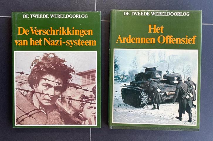 2 boeken over de Tweede Wereldoorlog, Boeken, Oorlog en Militair, Zo goed als nieuw, Tweede Wereldoorlog, Ophalen of Verzenden