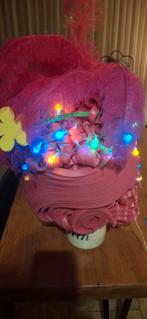 Roze foam pruik met lampjes, Ophalen of Verzenden, Versiering