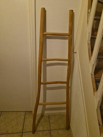 Houten Decoratieladder beschikbaar voor biedingen
