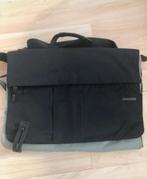 T-Tech by Tumi laptop crossbody, Ophalen of Verzenden, 17 inch of meer, Zo goed als nieuw