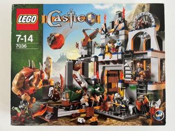 LEGO CASTLE 7036 DWARVES MINE beschikbaar voor biedingen