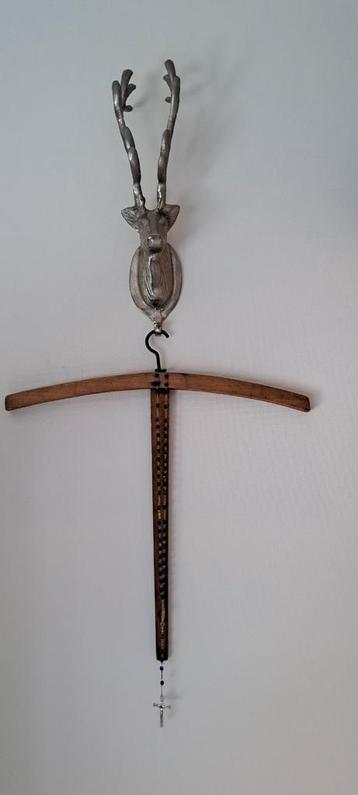 Brocante franse kledinghanger "knaapje" beschikbaar voor biedingen