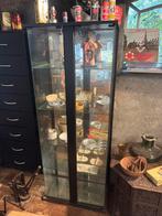 Glazen Vitrinekast met Zwarte Frame, Antiek en Kunst, Ophalen