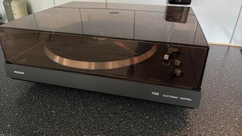 Philips Platenspeler 685 Electric Control, Audio, Tv en Foto, Platenspelers, Zo goed als nieuw, Philips, Ophalen of Verzenden