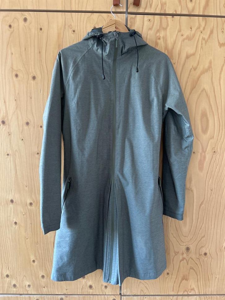 AGU rain coat, Caravans en Kamperen, Regenkleding, Zo goed als nieuw, Regenjas, Dames, Heren, Ophalen of Verzenden