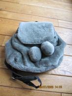 leuke zgan grijze pluche rugtas met pompoentjes, Ophalen of Verzenden, Zo goed als nieuw, Overige merken, Minder dan 30 cm