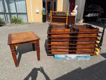 Massief houten eettafels 80x80 koloniaal tafels cafe bar beschikbaar voor biedingen