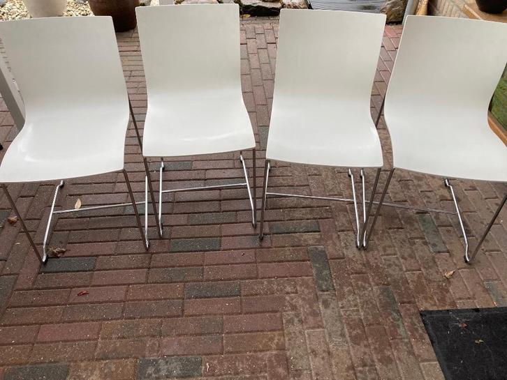 Design stoelen, Huis en Inrichting, Stoelen, Zo goed als nieuw, Vier, Hout, Metaal, Wit, Ophalen