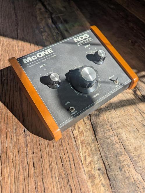 New Old Sound McOne Passive Monitor Controller, Audio, Tv en Foto, Professionele Audio-, Tv- en Video-apparatuur, Nieuw, Audio