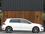 Volkswagen Golf TSI GTE 245PK / GTI R Perf. ed. / LED, Auto's, Volkswagen, Gebruikt, 4 cilinders, Met garantie (alle), Wit