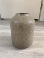 Stenen vaas met structuur, Huis en Inrichting, Woonaccessoires | Vazen, Steen, Overige kleuren, Ophalen of Verzenden, Zo goed als nieuw
